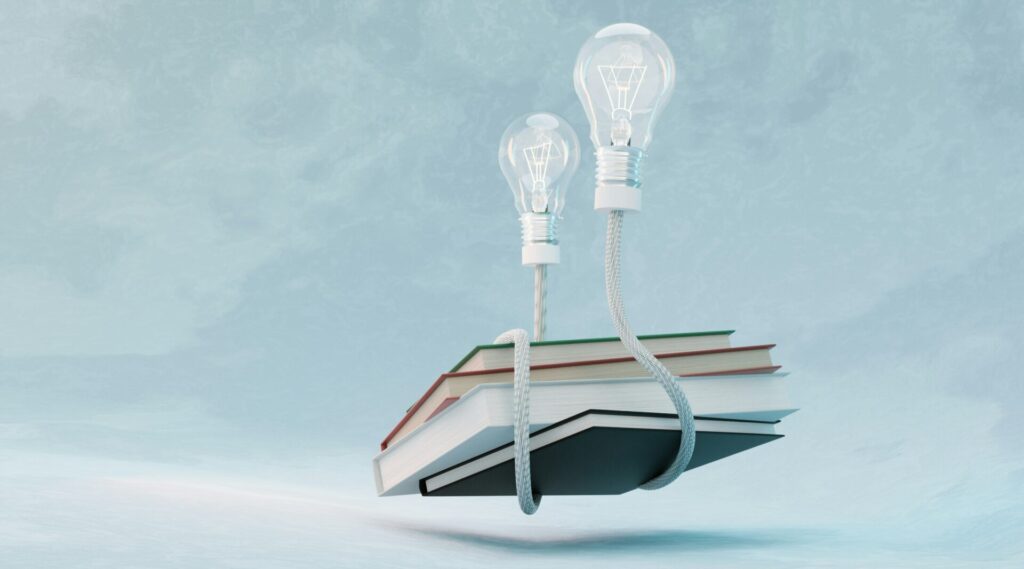 本に巻き付いている電球